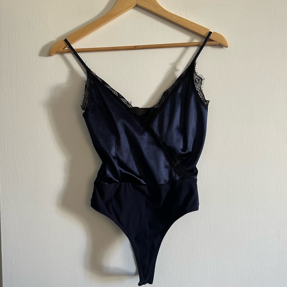 Free Press Navy Blue Velvet Lace Edge Tank Bodysuit Size XS EUC